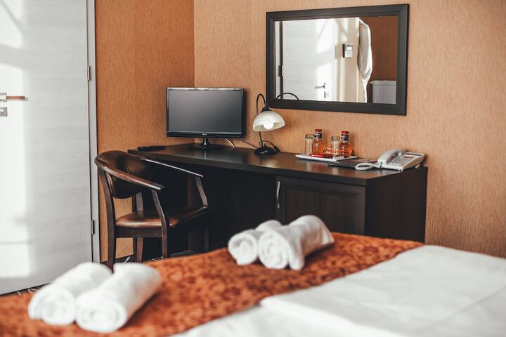 Room 21 of 63