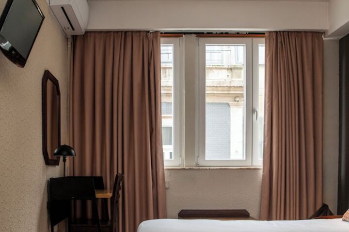 Room 17 of 62