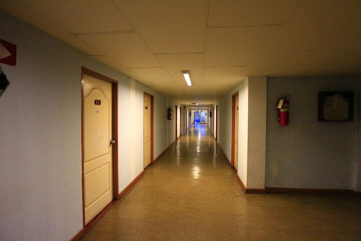 Ballroom/Hall 33 of 39