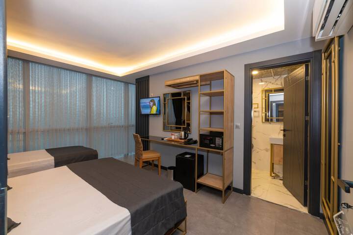 Room 14 of 45