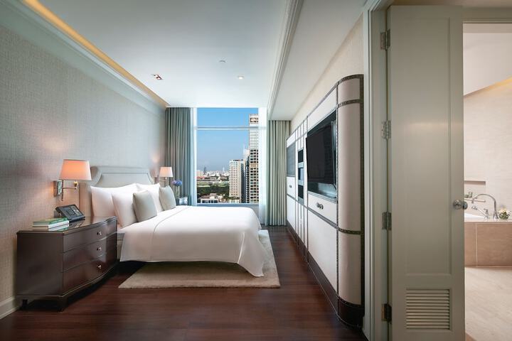 Room 14 of 160