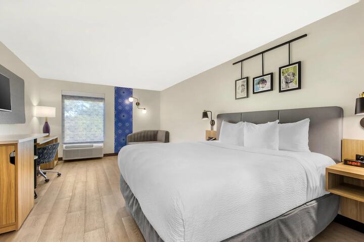 Room 20 of 43