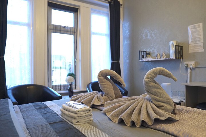 Room 28 of 70
