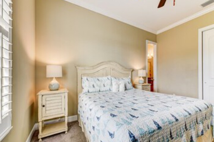 Room 115 of 129