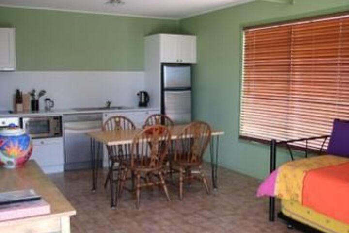 Room 2 of 5