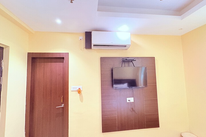 Room 19 of 62