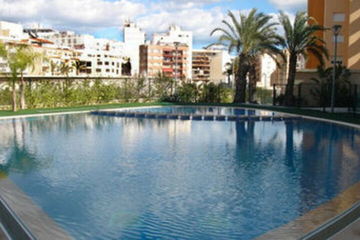 Pool 18 of 18