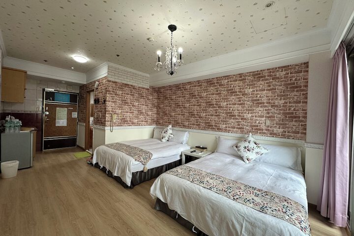 Room 19 of 45