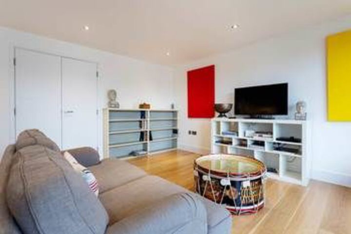 Room 18 of 21