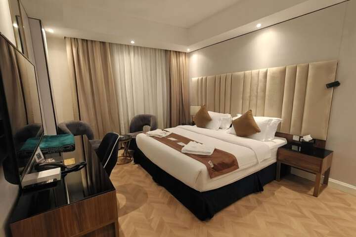 Room 21 of 63