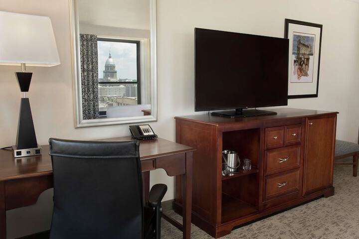 Room 13 of 63