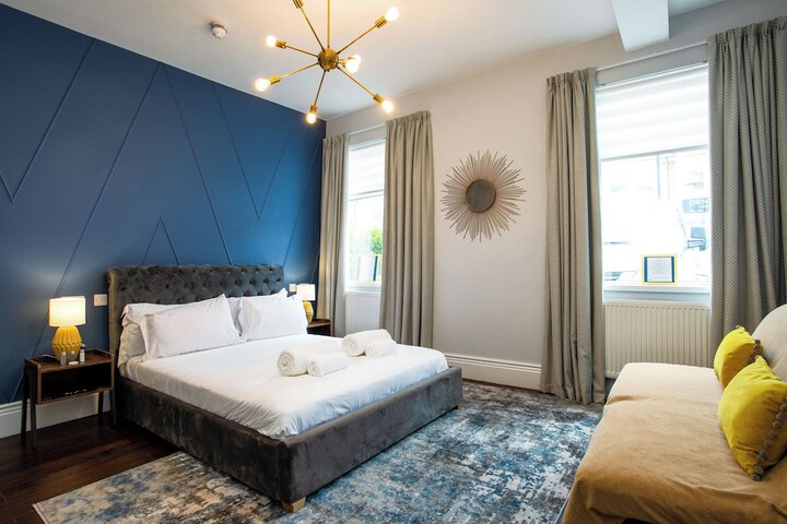 Room 28 of 58