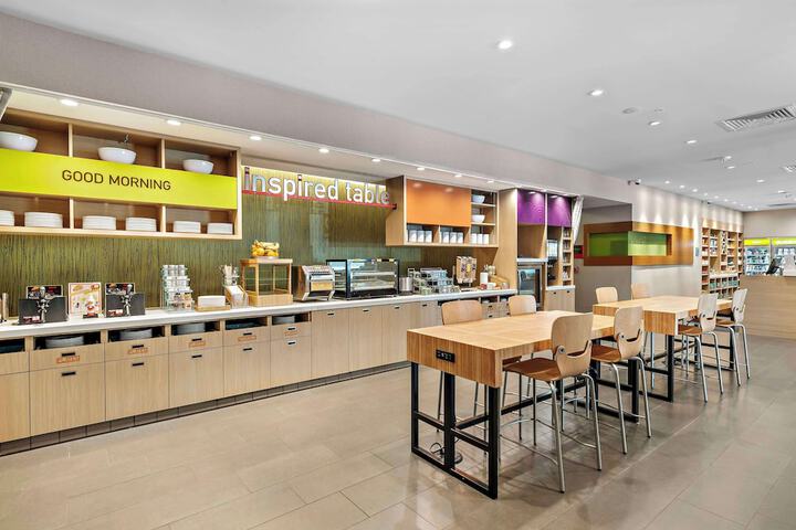 Breakfast/Coffee Service 29 of 40