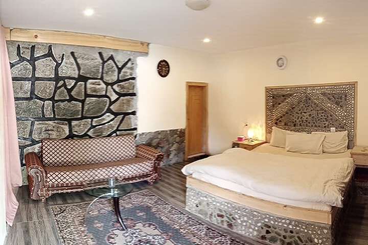 Room 8 of 21