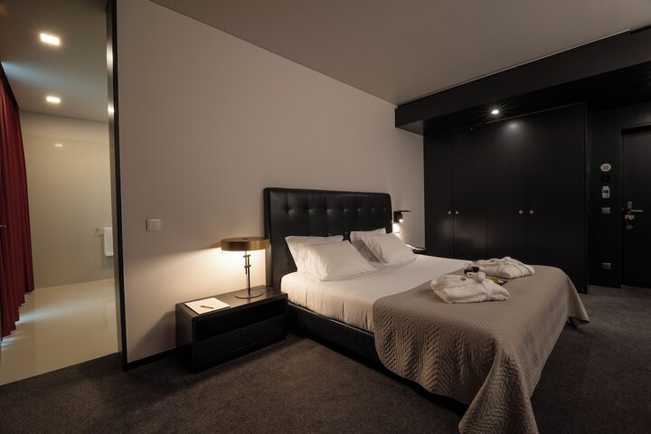 Room 17 of 53