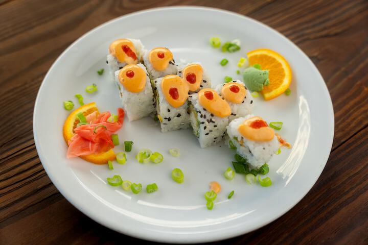 Dining 49 of 61