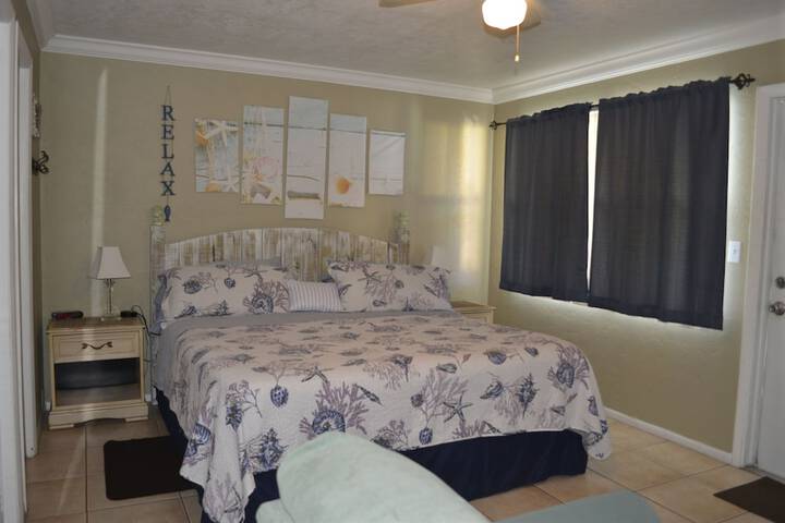 Room 13 of 50