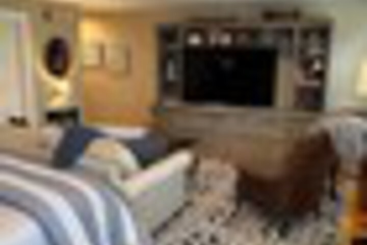 Room 20 of 297