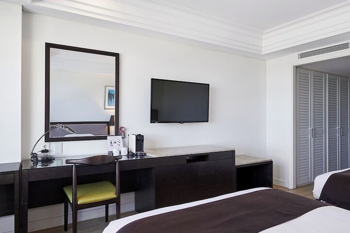 Room 29 of 79