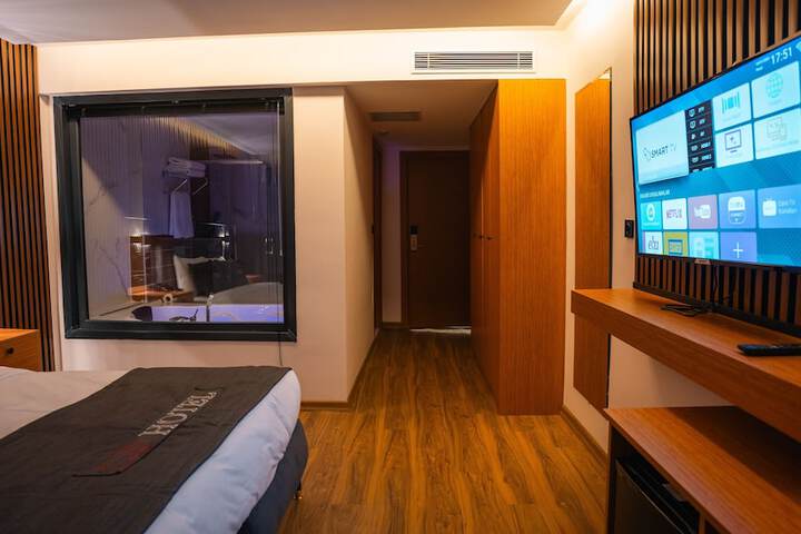 Room 40 of 86