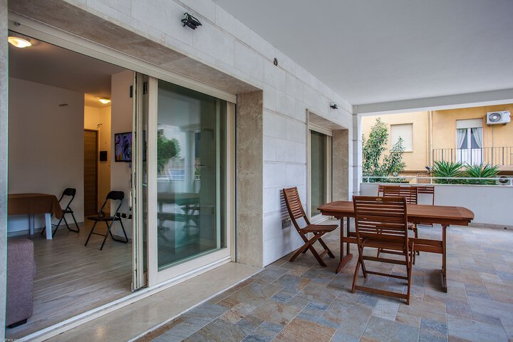 Terrace/Patio 32 of 48