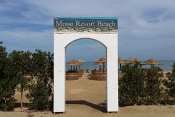 Beach 10 of 66