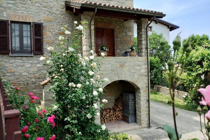 La Pomella