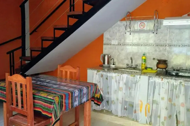 Room 5 of 12
