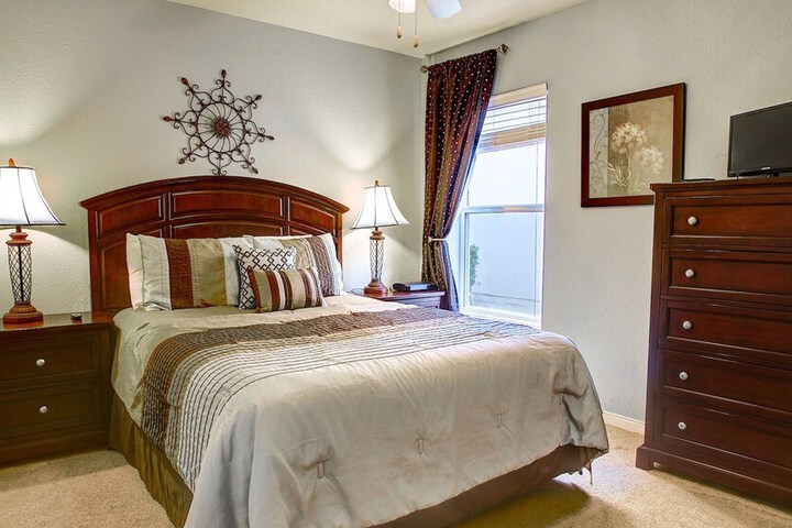 Room 3 of 22