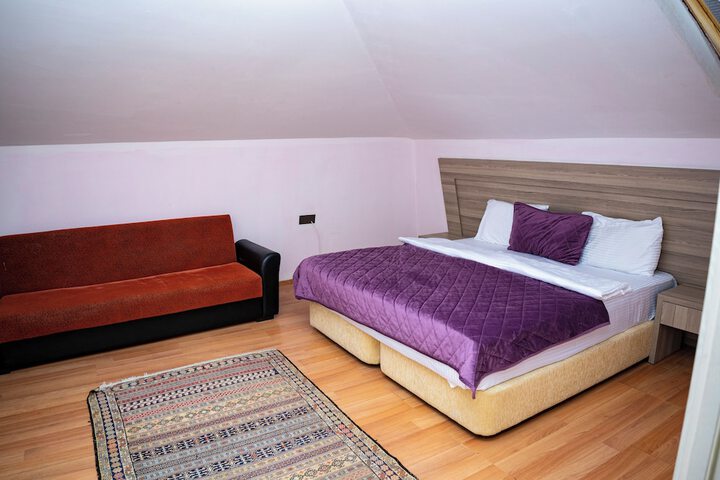 Room 65 of 113