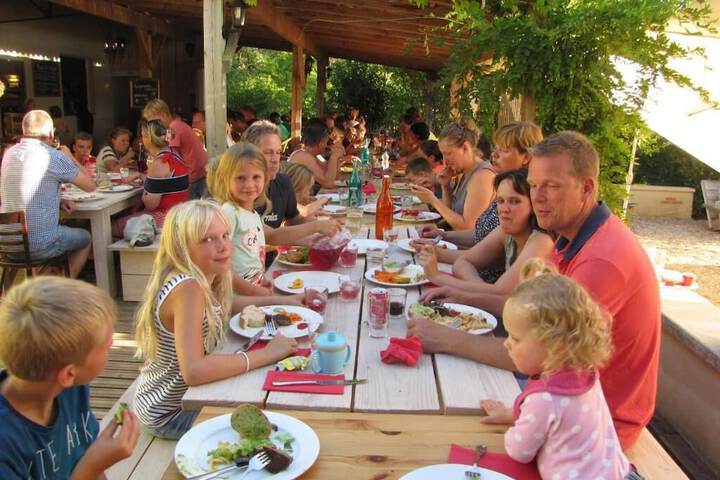 Dining 64 of 72