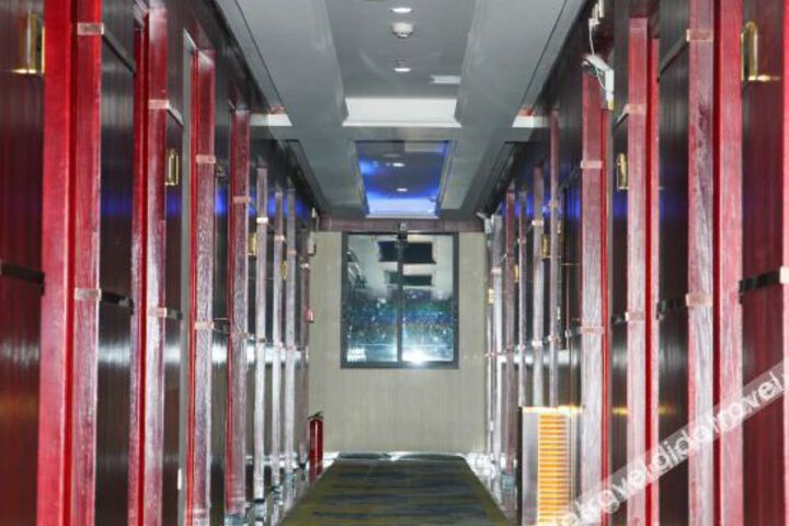 Hotel Interior 20 of 26