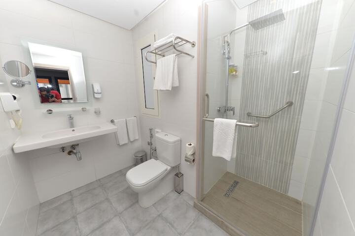 Room 45 of 53