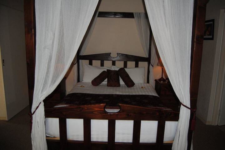 Room 5 of 73