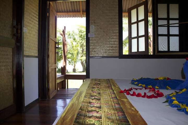 Room 5 of 50