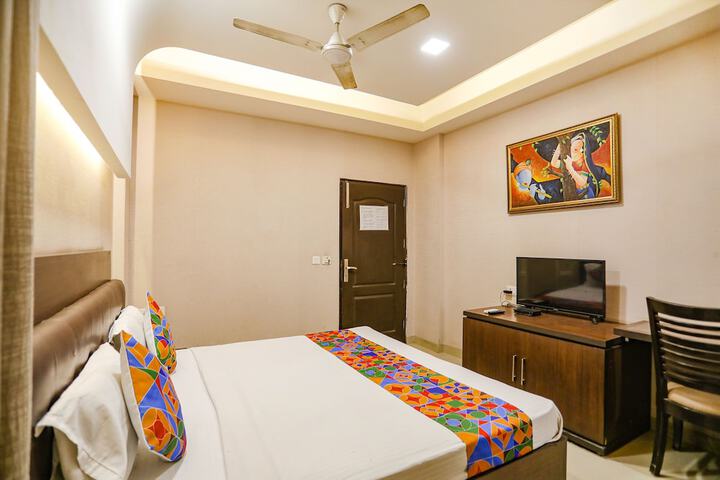 Room 19 of 32