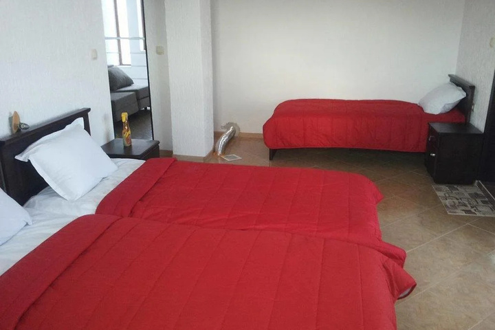 Room 14 of 14