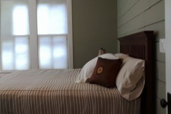 Room 90 of 165