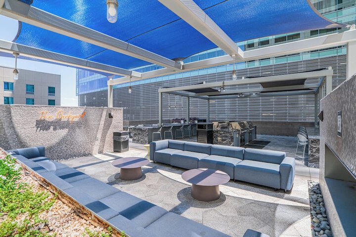 Terrace/Patio 31 of 32
