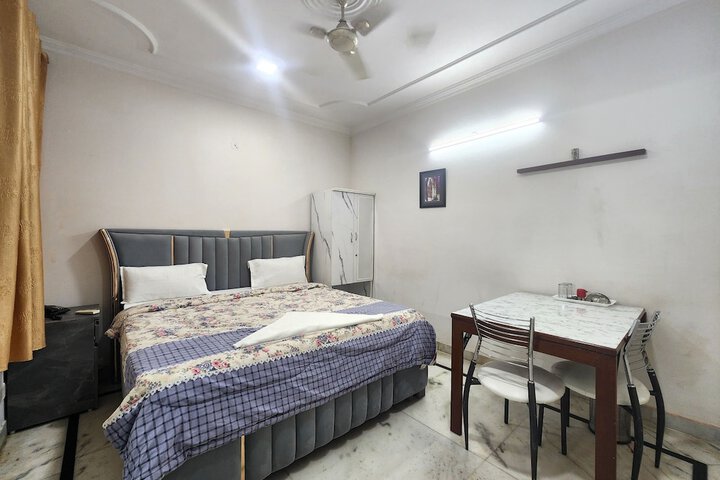Room 22 of 46