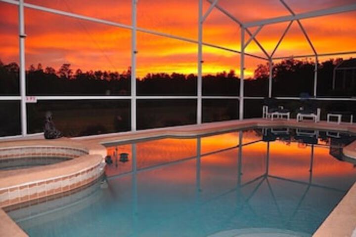 Pool 11 of 25