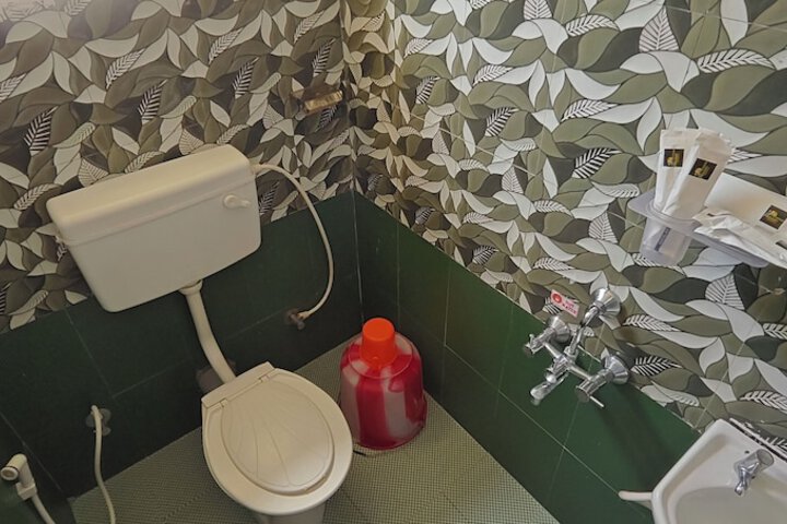 Room 55 of 68