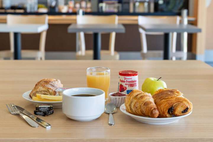Breakfast meal
