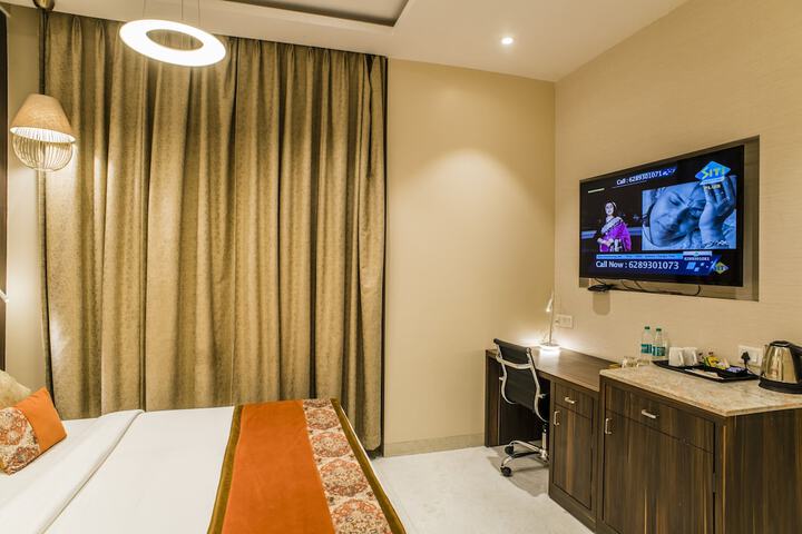 Room 28 of 55