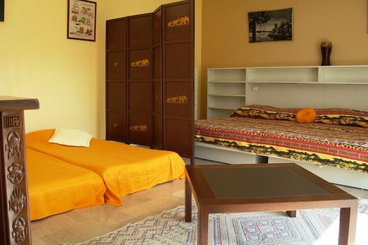 Room 4 of 37