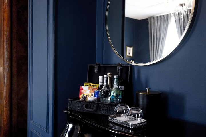 Minibar