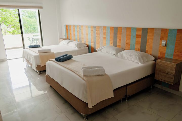 Room 6 of 31