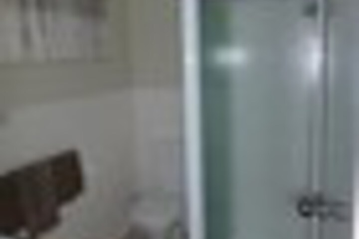 Room 44 of 63