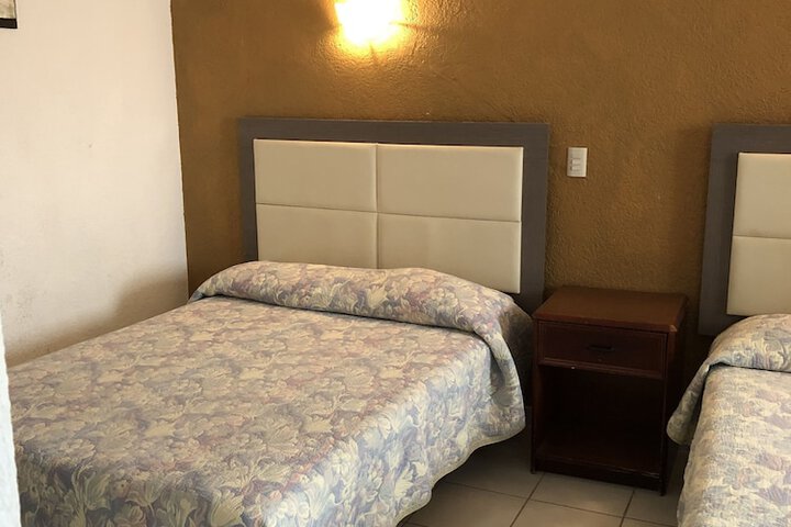Room 22 of 44