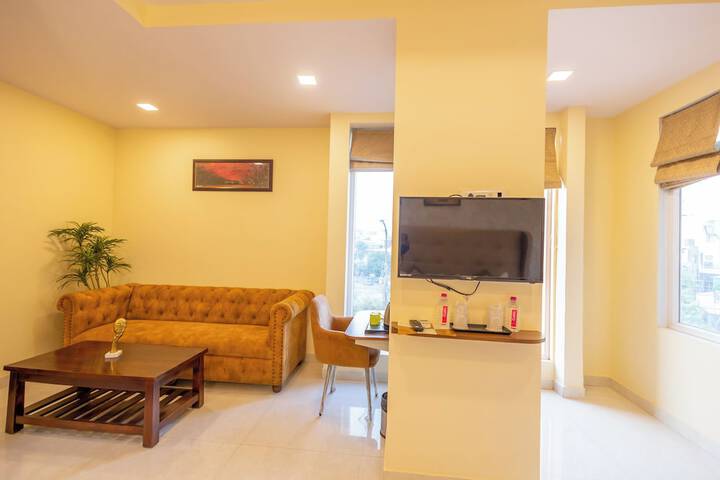 Room 9 of 20